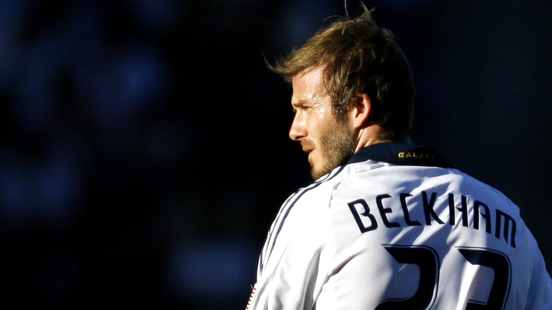 布伦森存在感拉满，当76人战术遇上广东队铁血，一场跨越篮球文化的对话