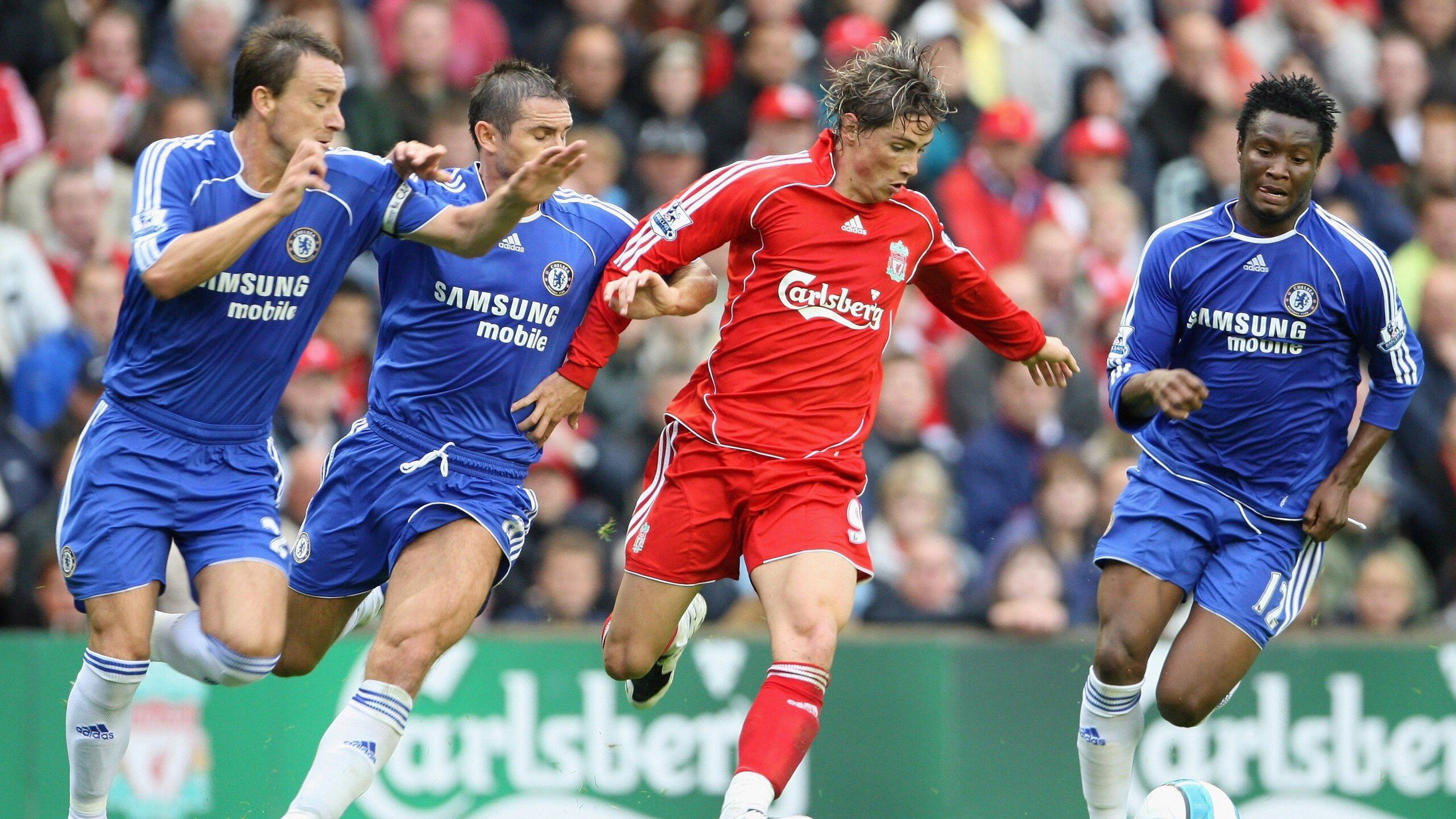 欧冠决赛之夜，C罗末节接管比赛，传奇在时间尽头诞生