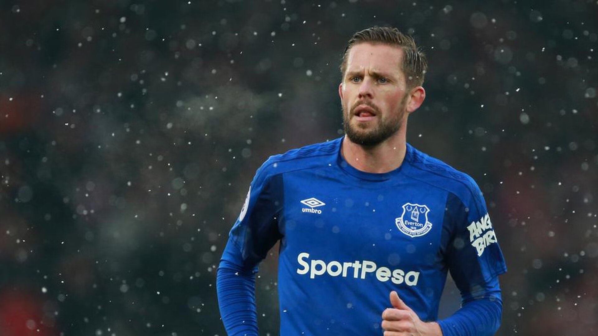 蒂亚戈连续得分拉开差距，波兰爆冷威尔士，欧洲杯的意外与必然